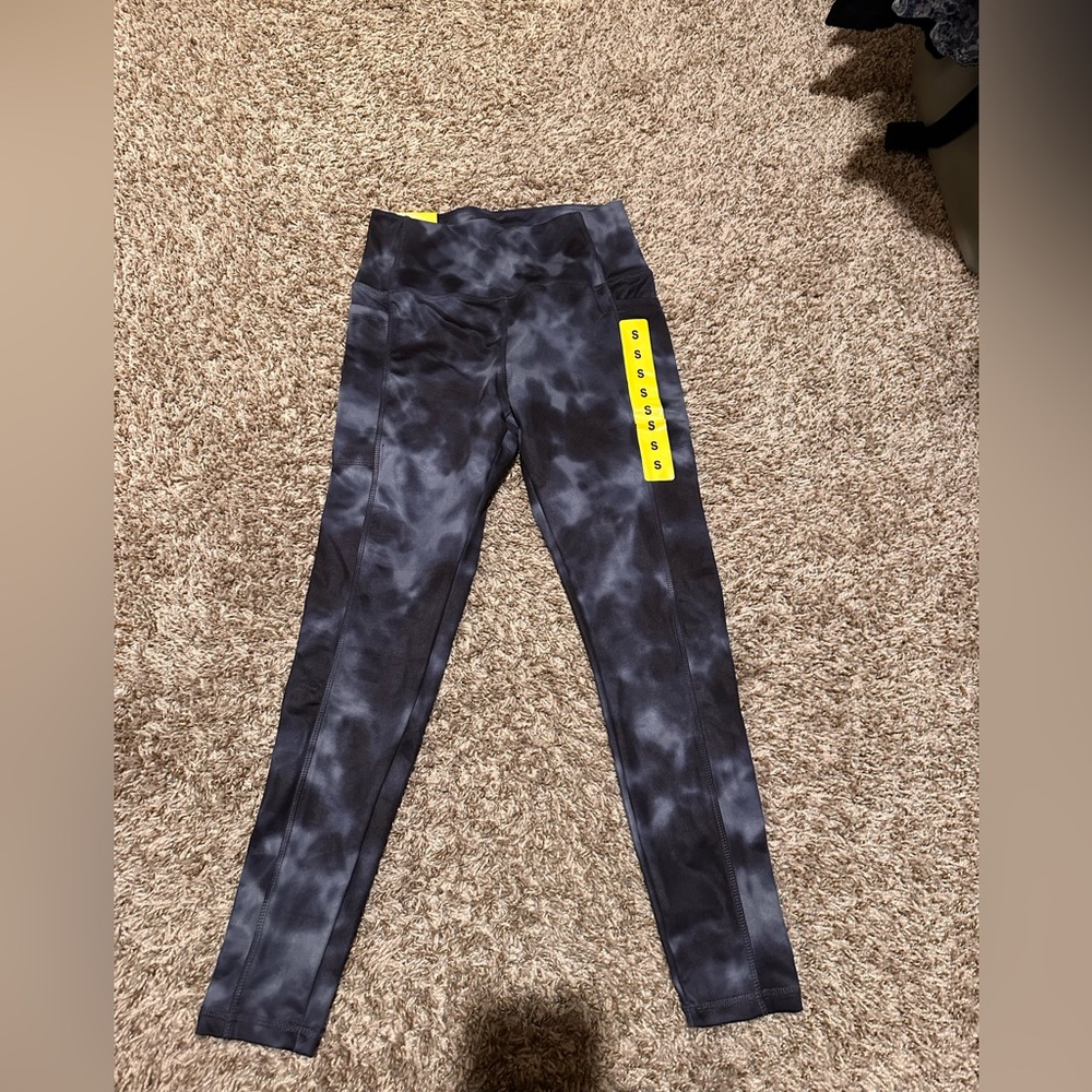 Navy blue leggings